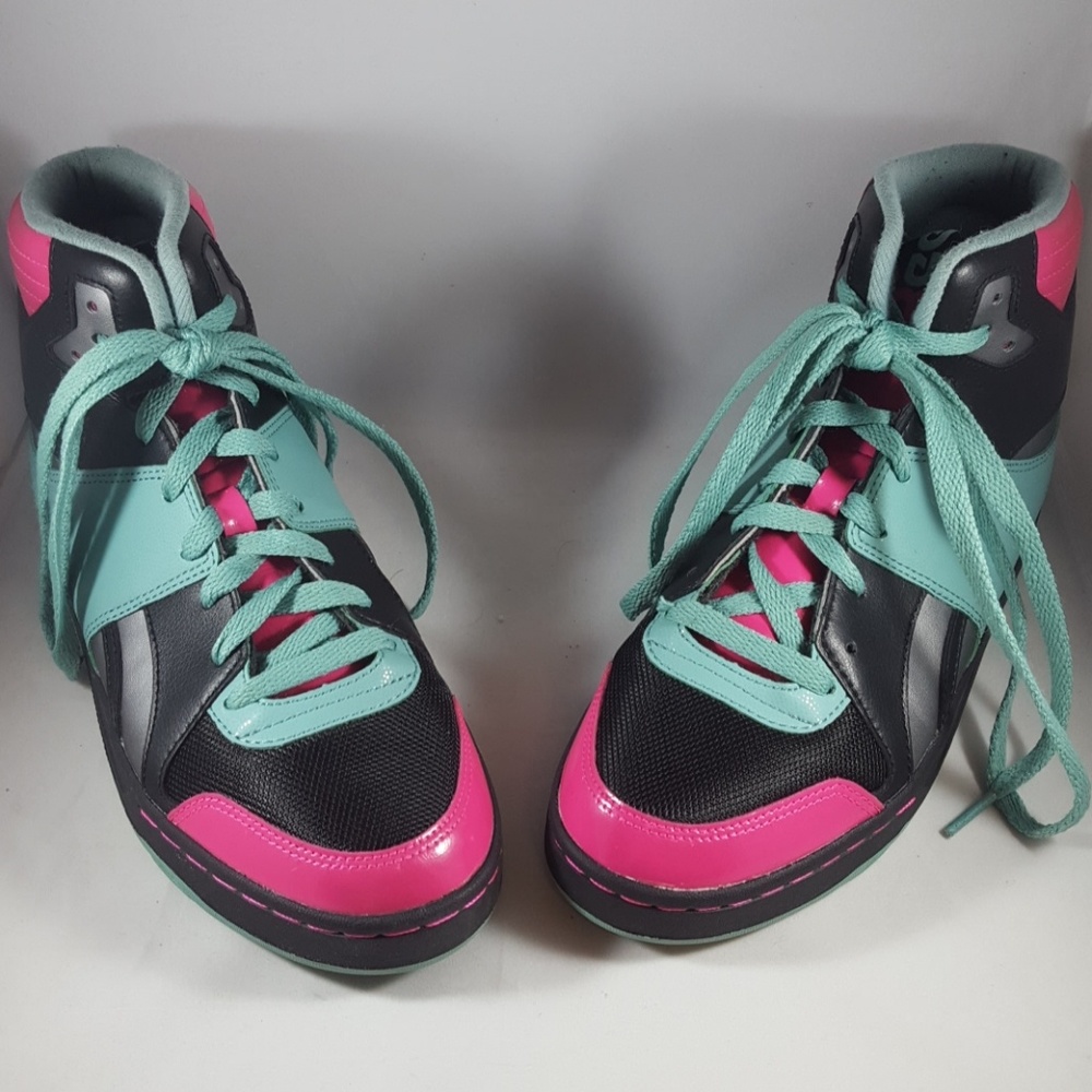 Reebok Womens US 8.5 Hi Top Basketball Shoes Pink